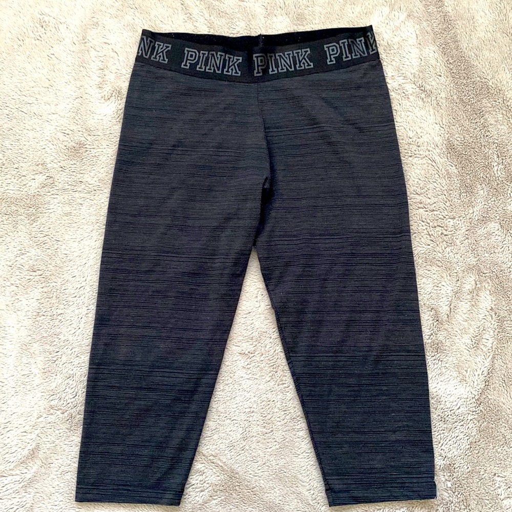 PINK by Victoria’s Secret Black/Gray Cropped Leggings